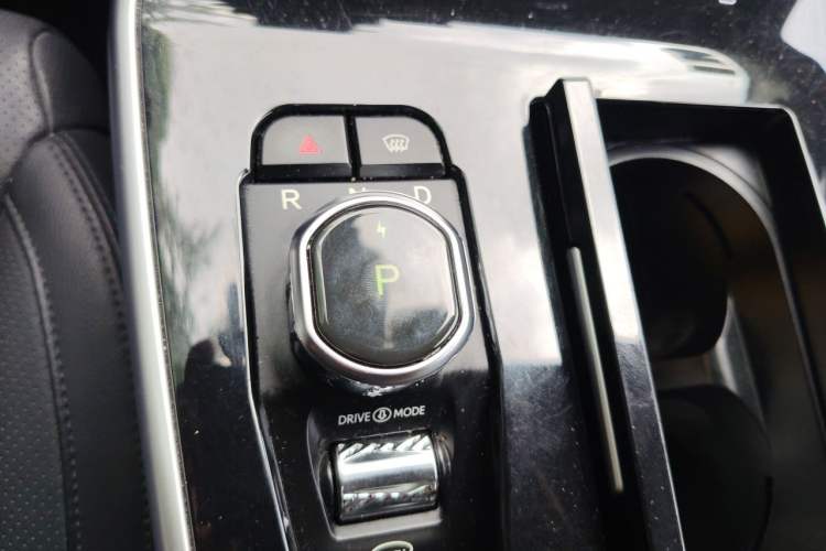 Used WM Motor EX5 2019 EX5 Zhixing 2.0 Lite Exploration Edition 400 Gear Lever