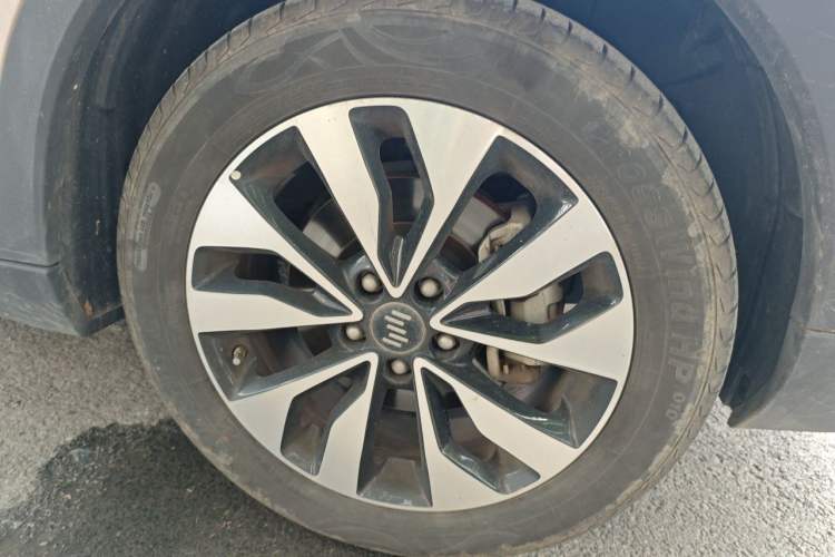 Used WM Motor EX5 2019 EX5 Extra Innovation Edition 400 Right Front Wheel Hub