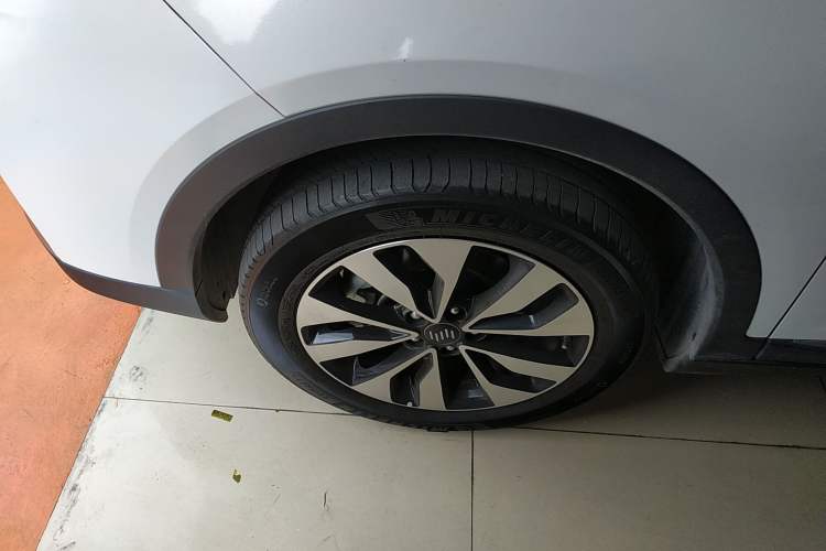 Used WM Motor EX5 2019 EX5 Lite Exploration Edition 400 Left Front Wheel Hub
