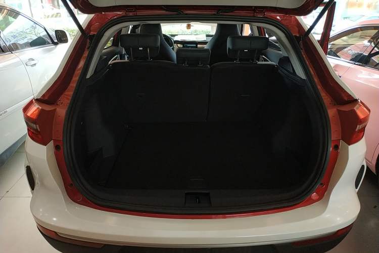 Used WM Motor EX5 2019 EX5 Lite Exploration Edition 400 Trunk