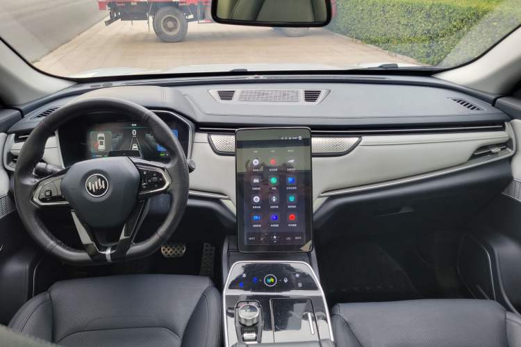 Used WM Motor EX5 2019 EX5 Extra Innovation Edition 400 Audio And AC Panel