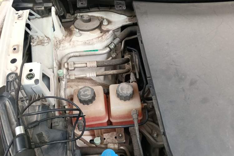 Used WM Motor EX5 2019 EX5 Zhixing 2.0 Lite Exploration Edition 400 Engine Bay Right