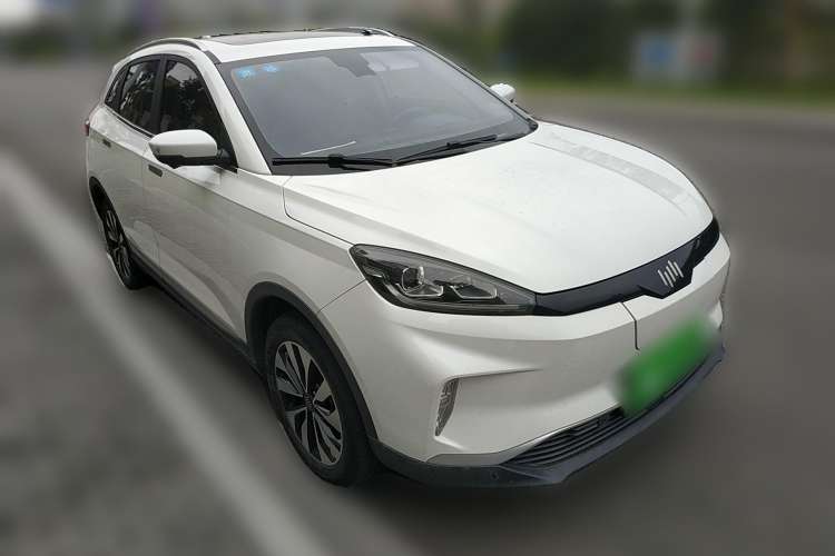 Used WM Motor EX5 2019 EX5 Extra Innovation Edition 400 Front Right 45 Deg