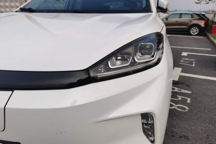 Used WM Motor EX5 2019 EX5 Extra Innovation Edition 400 Left Front Headlight