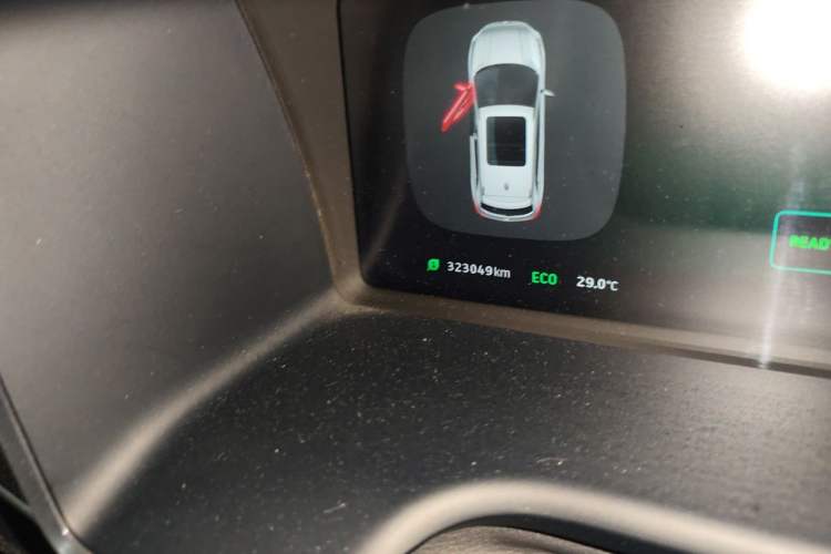Used WM Motor EX5 2019 EX5 ZhiXing 2.0 Extra Innovation Edition 400 Odometer Close Up