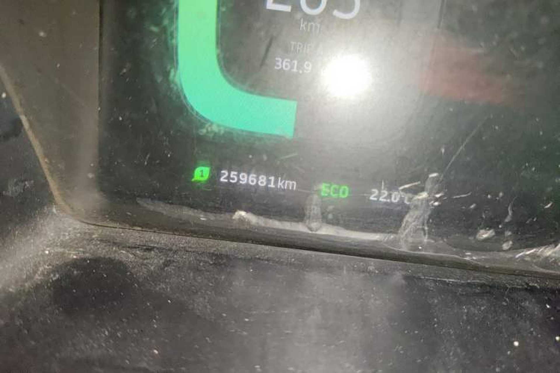 Used WM Motor EX5 2019 EX5 Mate Weymeng Edition 400 Odometer Close Up