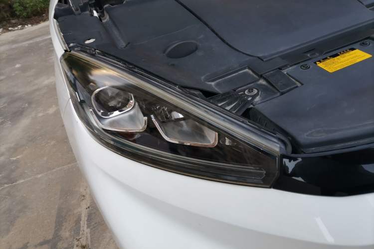 Used WM Motor EX5 2019 EX5 Mate Weymeng Edition 400 Right Front Headlight