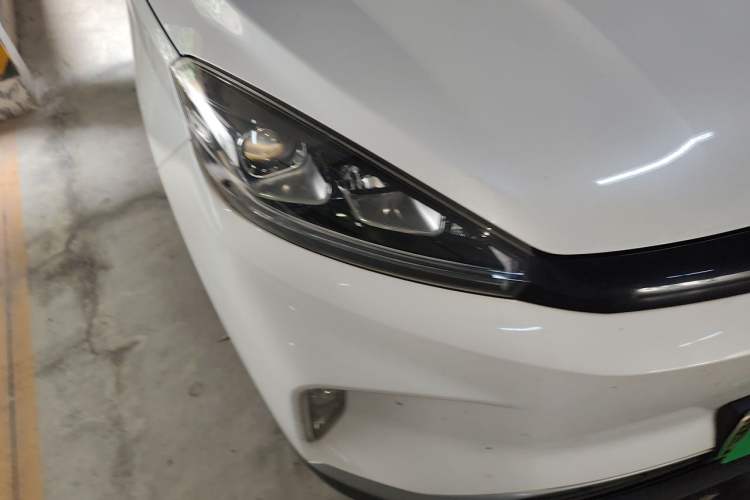 Used WM Motor EX5 2019 EX5 ZhiXing 2.0 Extra Innovation Edition 400 Right Front Headlight