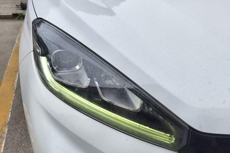 Used WM Motor EX5 2019 EX5 Lite Exploration Edition 400 Right Front Headlight