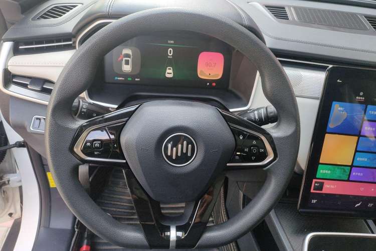 Used WM Motor EX5 2019 EX5 Mate Weymeng Edition 400 Steering Wheel