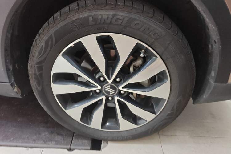 Used WM Motor EX5 2019 EX5 Lite Exploration Edition 520 Right Front Wheel Hub