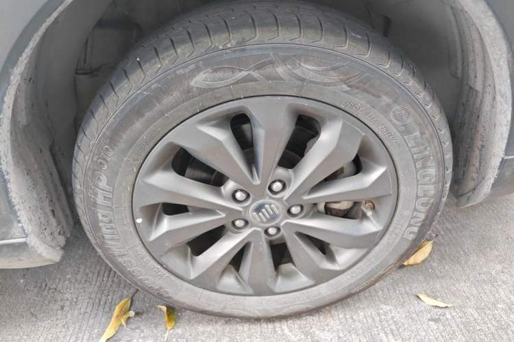 Used WM Motor EX5 2019 EX5 Mate Weymeng Edition 400 Right Front Wheel Hub