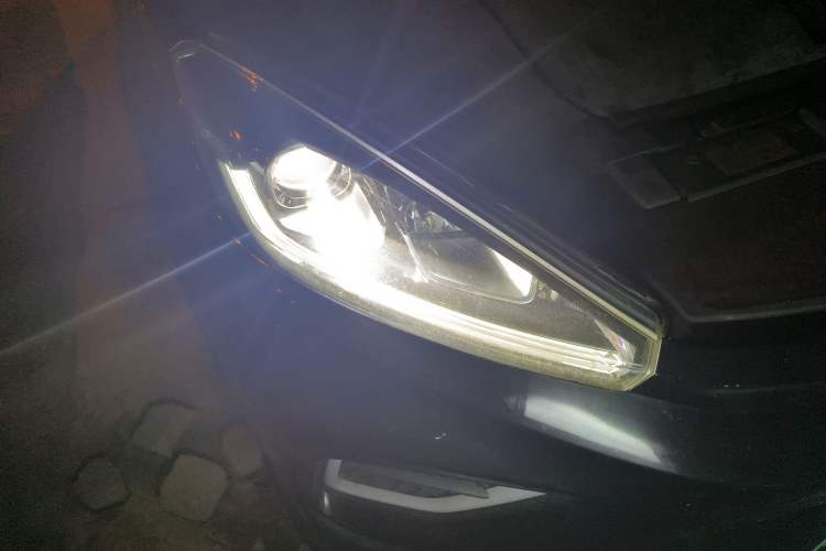 Used WM Motor EX5 2020 EX5-Z Fun Dynamic Edition Right Front Headlight