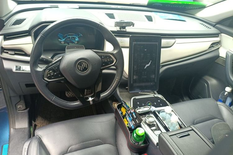 Used WM Motor EX5 2020 EX5-Z Pro Performance Edition Center Console