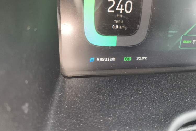 Used WM Motor EX5 2020 EX5 400 Jike Xing Edition Odometer Close Up