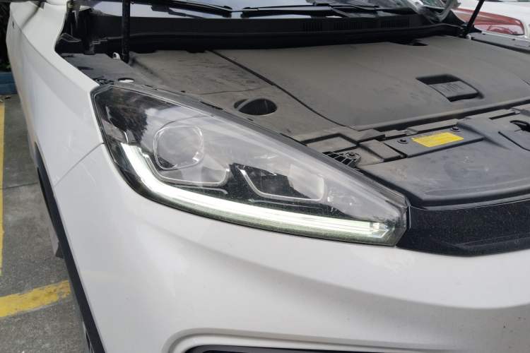 Used WM Motor EX5 2020 EX5-Z Fun Dynamic Edition Right Front Headlight