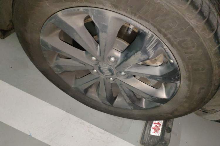 Used WM Motor EX5 2020 EX5 520 Jike Xing Edition Right Front Wheel Hub