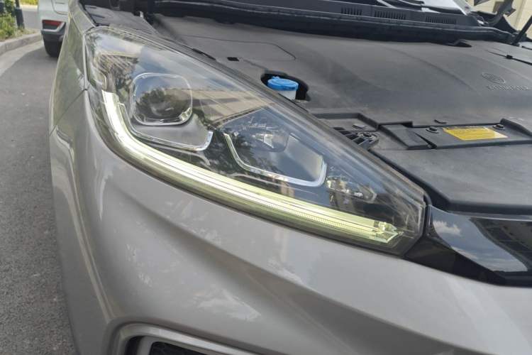 Used WM Motor EX5 2021 EX5-Z Fun Dynamic Edition Right Front Headlight