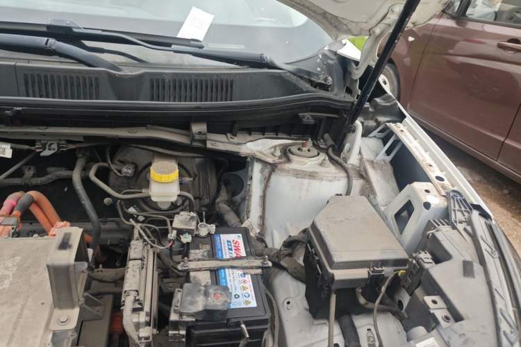 Used WM Motor EX5 2021 EX5-Z Fun Dynamic Edition Engine Bay Left