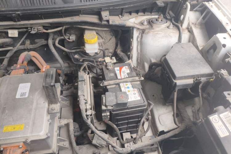 Used WM Motor EX5 2021 EX5-Z Fun Dynamic Edition Engine Bay Left