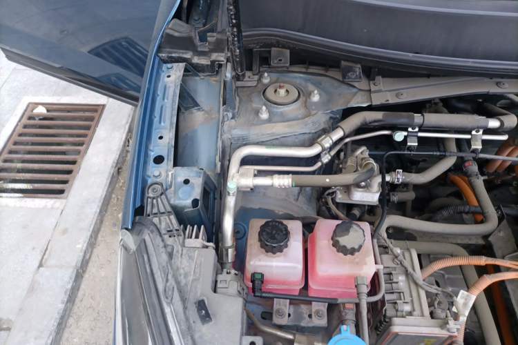 Used WM Motor EX5 2022 EX5-Z Nex Exploration Edition Engine Bay Right