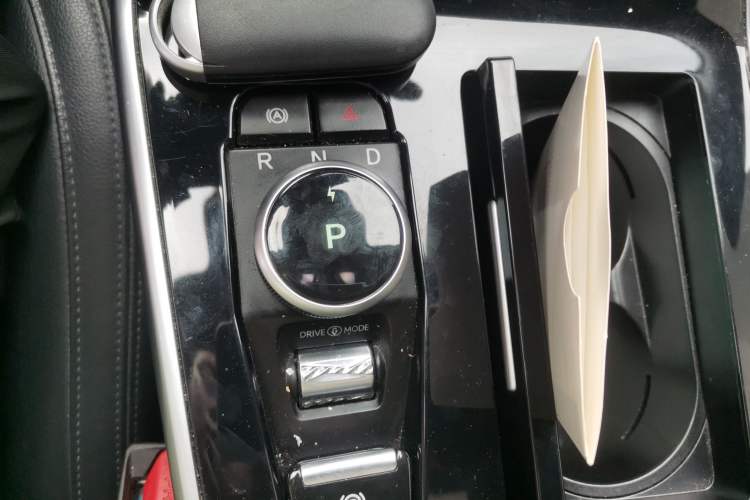Used WM Motor EX6 2020 Plus Founder's Edition – First Launch Gear Lever