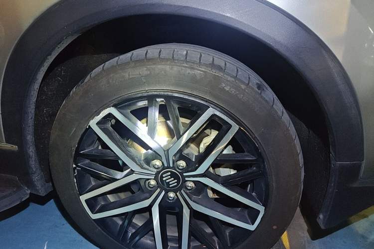 Used WM Motor EX6 2020 Plus 6-Seater Nex Exploration Edition Right Front Wheel Hub