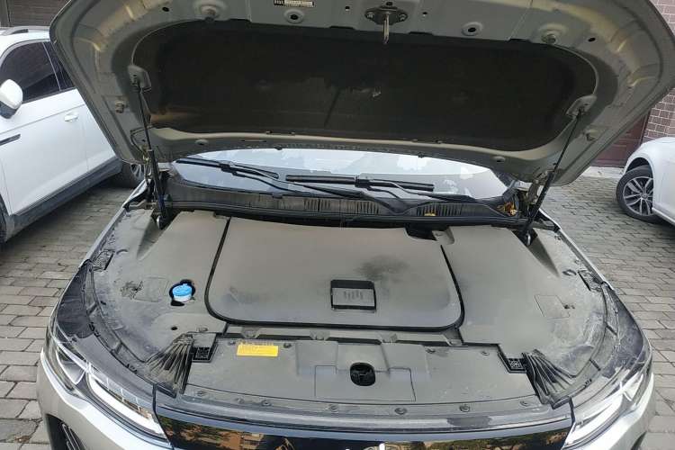 Used WM Motor EX6 2020 Plus 400 Polar Edition Engine Bay