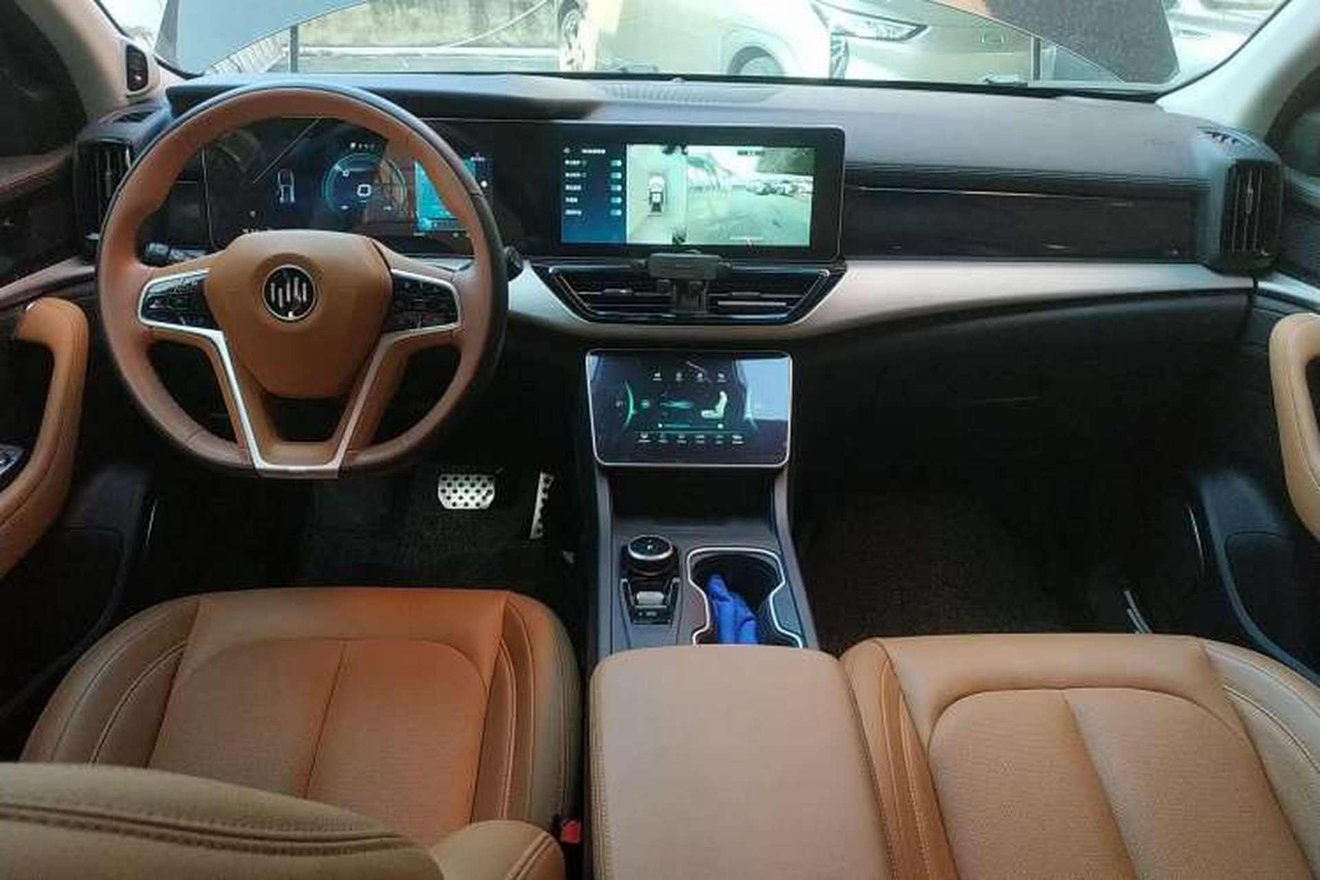 Used WM Motor W6 2021 520km PRO All-Round Edition Center Console
