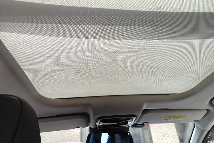 Used WM Motor W6 2021 520 km NEX Exploration Edition Headliner