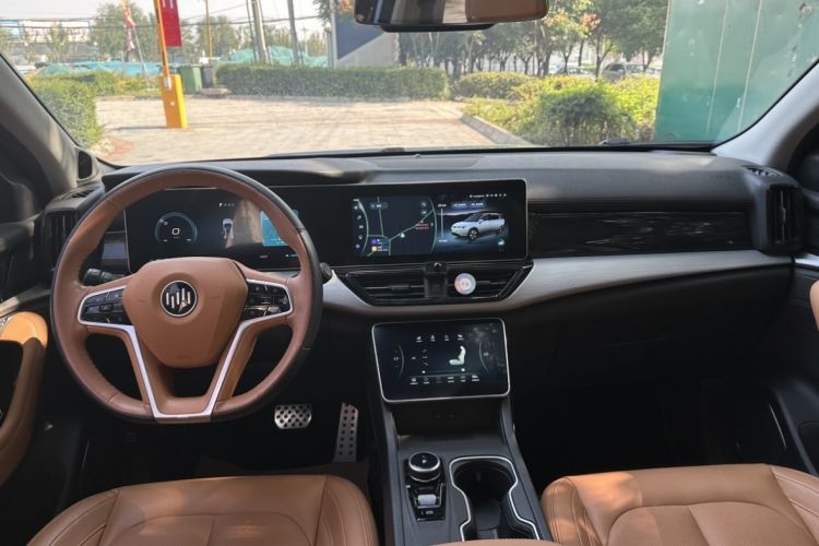 Used WM Motor W6 2021 520km PRO All-Round Edition Center Console
