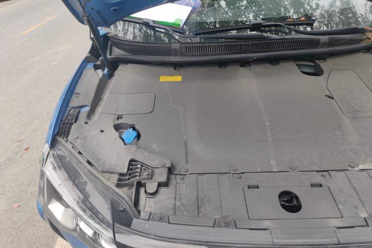 Used WM Motor W6 2021 520km PRO All-Round Edition Engine Bay Right