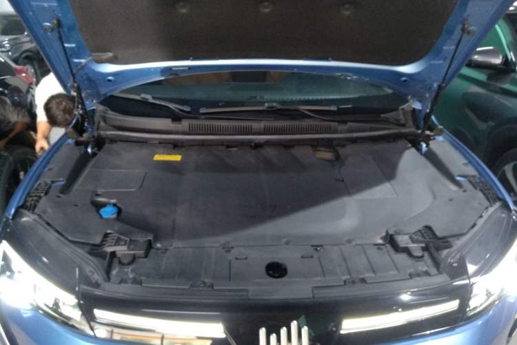 Used WM Motor W6 2021 520km PRO All-Round Edition Engine Bay