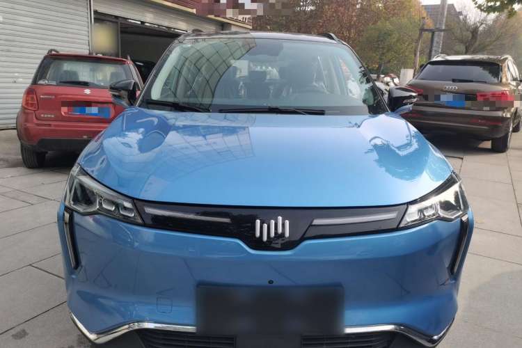 Used WM Motor W6 2021 520 km NEX Exploration Edition Front
