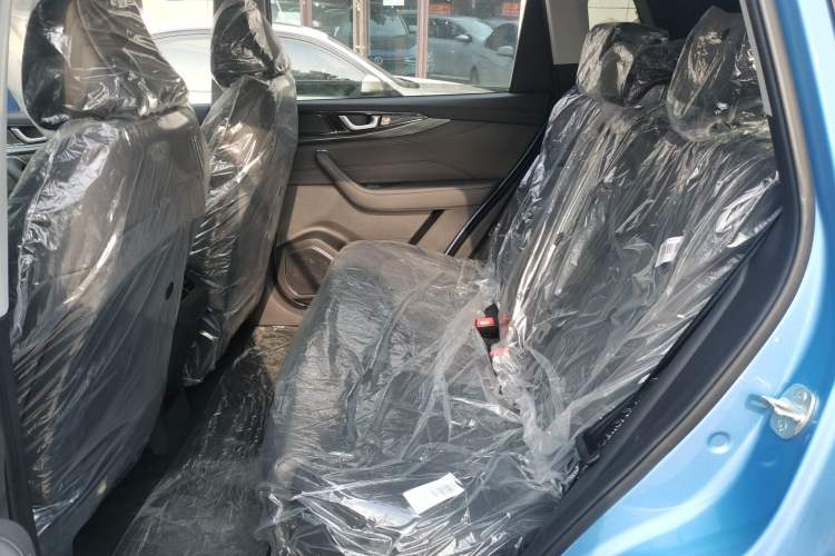 Used WM Motor W6 2021 520 km NEX Exploration Edition Left Rear Seat