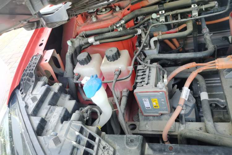 Used WM Motor W6 2021 520km ACE Advanced Intelligence Edition Engine Bay Right