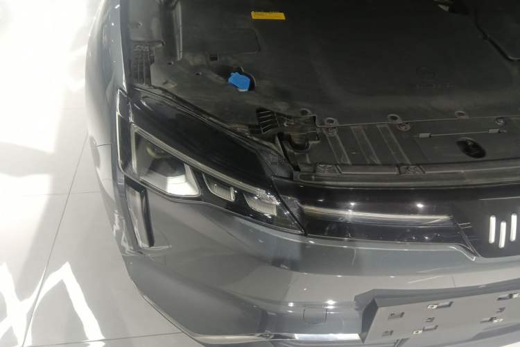 Used WM Motor W6 2021 520km PRO All-Round Edition Engine Bay Right