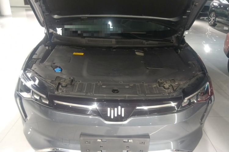 Used WM Motor W6 2021 520km PRO All-Round Edition Engine Bay