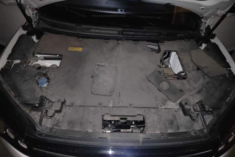 Used WM Motor W6 2021 520km PRO All-Round Edition Engine Bay