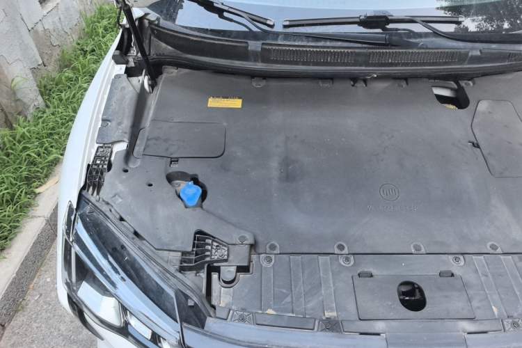 Used WM Motor W6 2021 520km PRO All-Round Edition Engine Bay Right