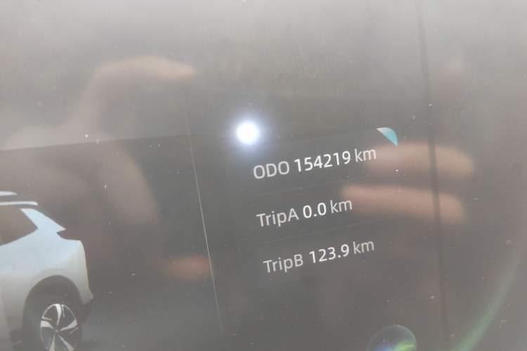 Used WM Motor W6 2021 520km PRO All-Round Edition Odometer Close Up