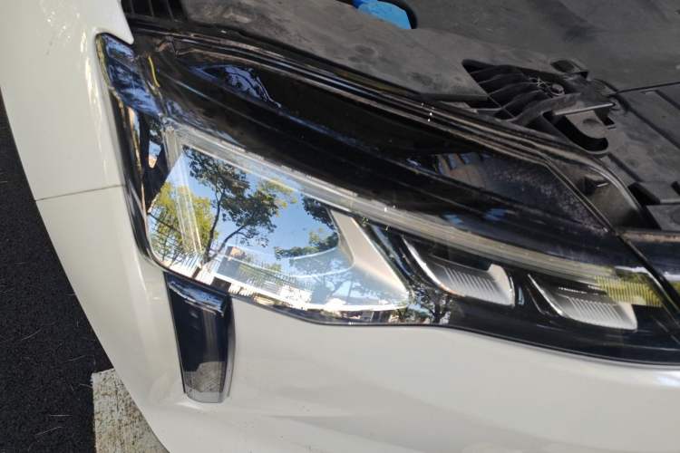 Used WM Motor W6 2021 520km PRO All-Round Edition Right Front Headlight