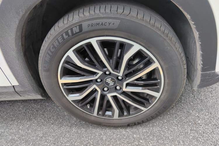 Used WM Motor W6 2021 520km ACE Advanced Intelligence Edition Right Front Wheel Hub
