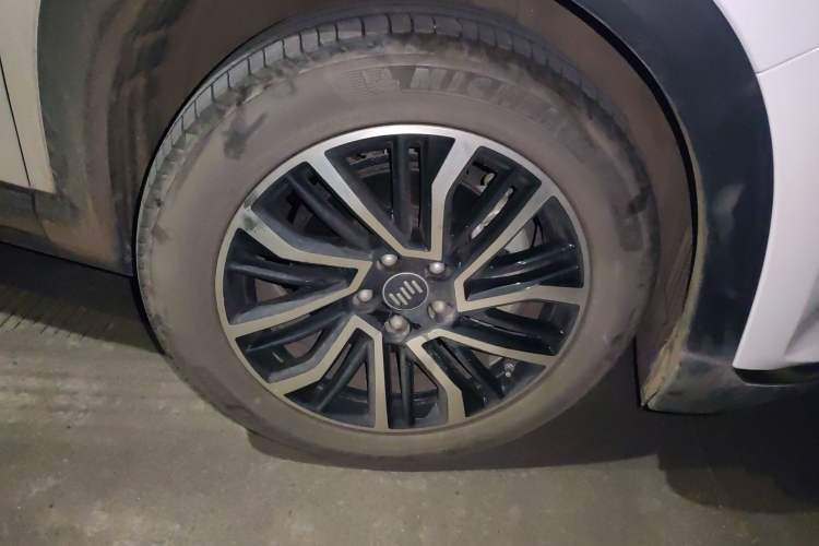 Used WM Motor W6 2021 520km PRO All-Round Edition Right Front Wheel Hub