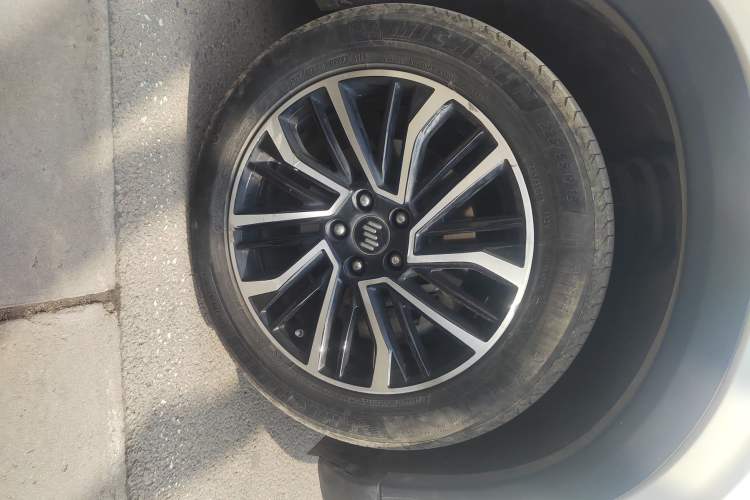 Used WM Motor W6 2021 520km PRO All-Round Edition Right Front Wheel Hub