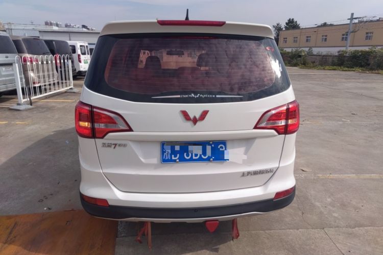 Used Wuling 730 2020 Commercial Vehicle 1.5L Manual Value Edition 7 Seats Rear