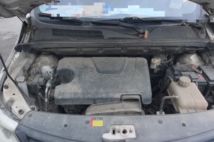 Used Wuling 730 2020 Commercial Vehicle 1.5L Manual Value Edition 7 Seats Engine Bay