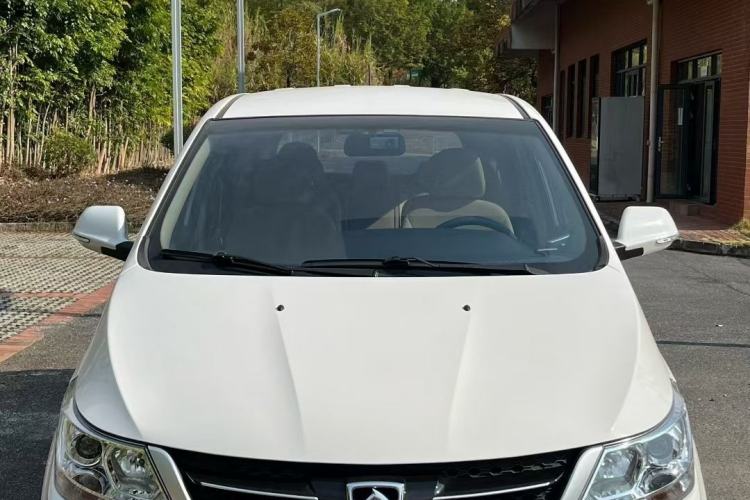 Used Wuling 730 2020 Commercial Vehicle 1.5L Manual Value Edition 7 Seats Exterior 1