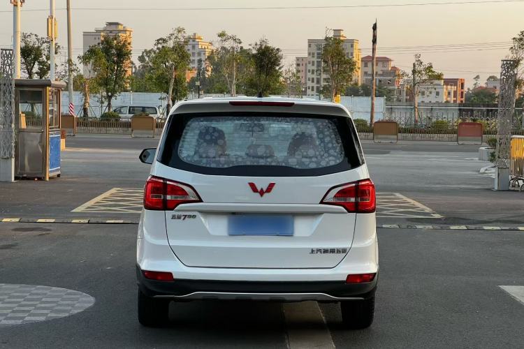 Used Wuling 730 2020 Commercial Vehicle 1.5L Manual Value Edition 7 Seats Exterior 4