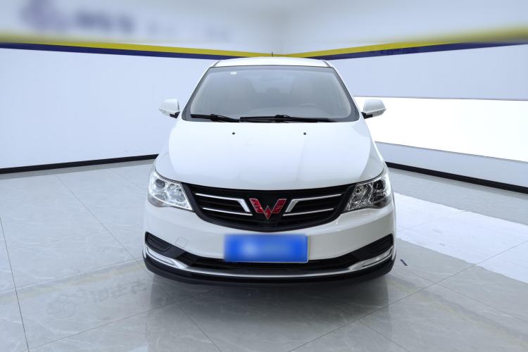 Used Wuling 730 2020 Commercial Vehicle 1.5L Manual Value Edition 7 Seats Front